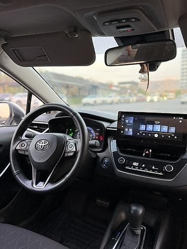 892 2: Toyota Corolla: 2023 г., 1.8 л, Автомат, Гибрид, Седан — 8