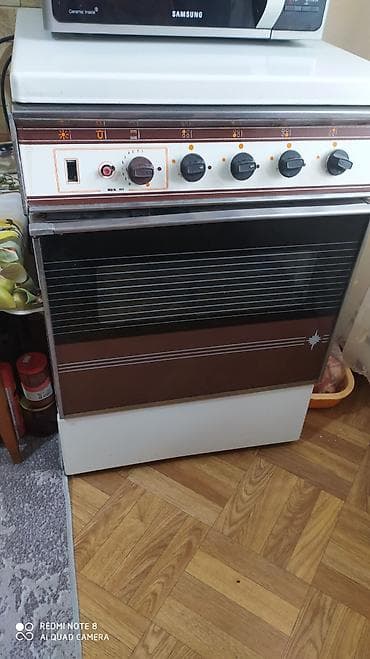 Газовая плита с духовкой, классическая модель советского/российского