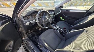 rd 1: Volkswagen Jetta: 2012 г., 1.6 л, Автомат, Бензин, Седан — 5