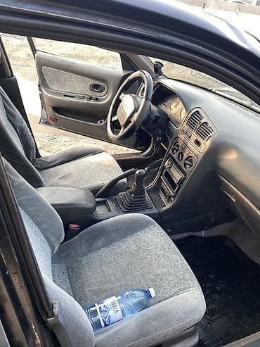 golf 2: Mitsubishi Galant: 1994 г., 2 л, Ручные, Бензин, Хэтчбэк — 7