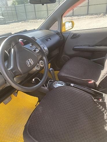 все авто: Honda Jazz: 2007 г., 1.3 л, Автомат, Бензин, Хэтчбэк — 5