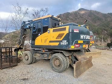 audi rs 7: Экскаватор, Hyundai, 2021 г., Колесный — 1