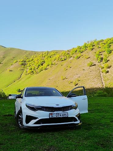 geely e5: Kia K5: 2018 г., Седан — 3