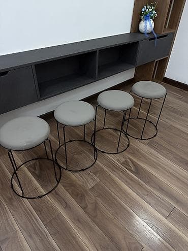 coffee table: Табуретка, Железо, Не раскладной — 3