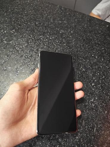 oneplus 9 r: OnePlus 13, Б/у, 256 ГБ, цвет - Белый, 1 SIM, 2 SIM, eSIM — 5