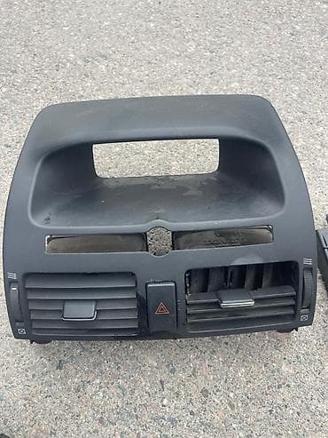 Центральная консоль Toyota Оригинал