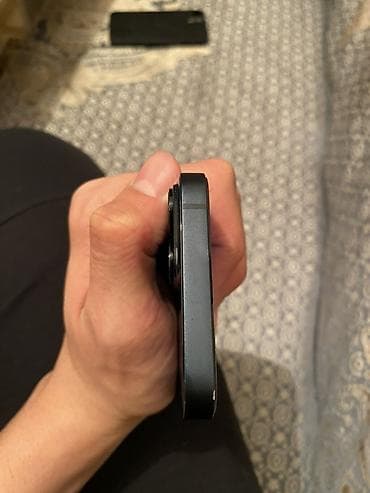 samsung a12: IPhone 14, Midnight — 7