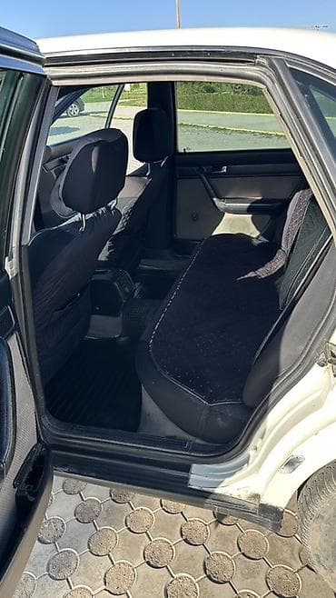 k line: Audi 100: 1991 г., 2 л, Ручные, Газ, Седан — 6