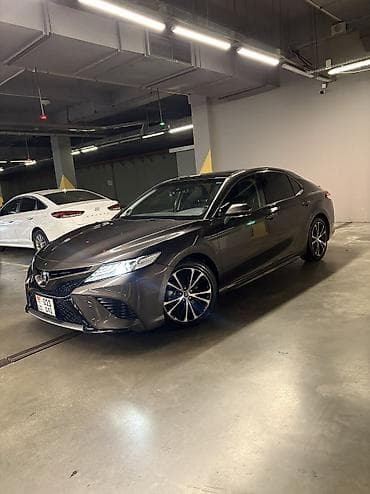 corolla s: Toyota Camry: 2019 г., 2.5 л, Автомат, Бензин, Седан — 6