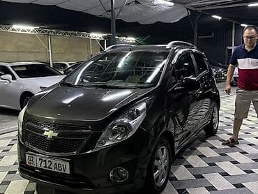 matiz: Chevrolet Spark: 2012 г., 1 л, Автомат, Бензин, Хэтчбэк — 2
