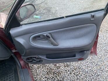 электрон мото: Mazda 626: 1992 г., 2 л, Механика, Газ, Хэтчбэк — 6