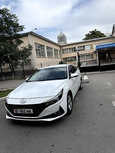 byd e2 2022: Hyundai Elantra: 2021 г., 1.6 л, Автомат, Бензин, Седан — 2