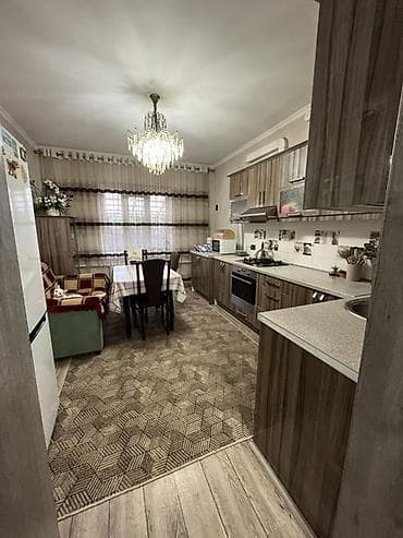 Дома: Продается теплый кирпичный дом, общая площадь 140 м^2, 3 спальни, зал — 7