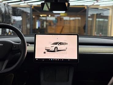Продажа авто: Tesla Model Y: 2023 г., 0.1 л, Автомат, Электромобиль, Кроссовер — 2