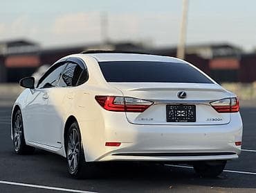 Транспорт: Lexus ES: 2017 г., 2.5 л, Автомат, Гибрид, Седан — 9