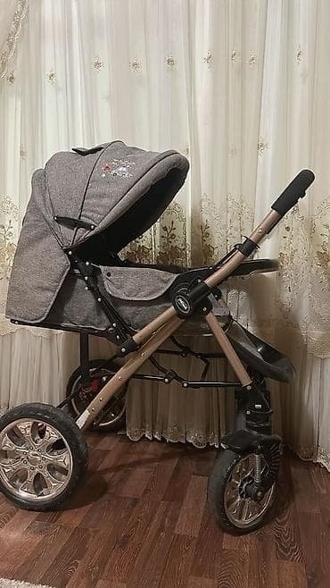 Коляска, цвет - Серебристый, Б/у at lalafo.kg Коляска, цвет - Серебристый, Б/у