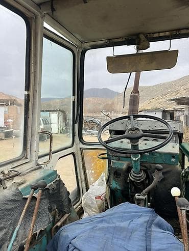 сапат бетон: Экскаватор, 1989 г., Дөңгөлөктүү — 7