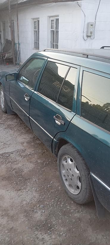 сешка зеленый: Mercedes-Benz W124: 1995 г., 2.8 л, Механика, Бензин, Универсал — 4
