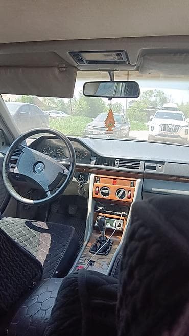 mersedes e 124: Mercedes-Benz W124: 1990 г., 2.3 л, Механика, Бензин, Седан — 5