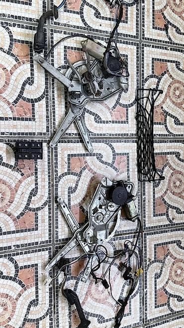 Задние электростеклоподъёмники бмв е34 Комплект с проводами и