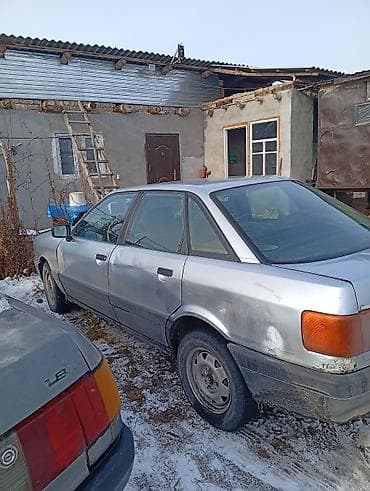 парктроники субару оутбек 2020: Audi 80: 1989 г., Седан — 5