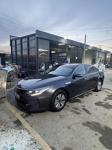 Kia Optima: 2017 г., Автомат, Гибрид, Седан — 2