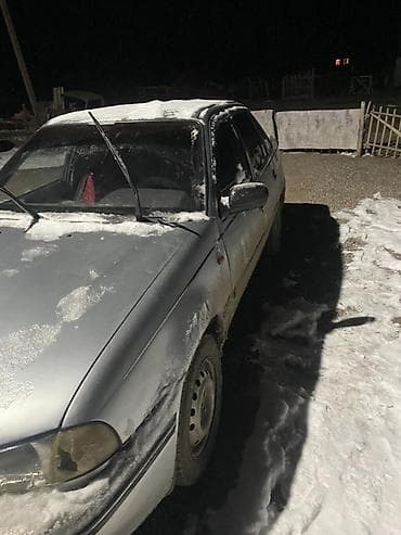 катушка опель: Легковой автомобиль седан, серебристый цвет кузова. Передний привод — 4