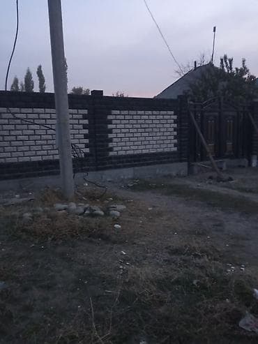 Кирпичные заборы