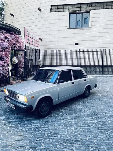 lada 2101: ВАЗ (ЛАДА) 2107: 2010 г., 1.6 л, Механика, Бензин, Седан — 3