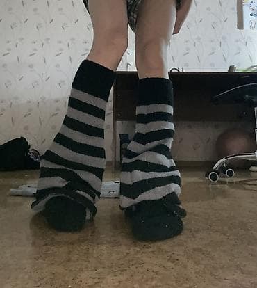 бегги джинсы: Тёплые высокие носки из мягкой пряжи. - В комплекте — два варианта — 2