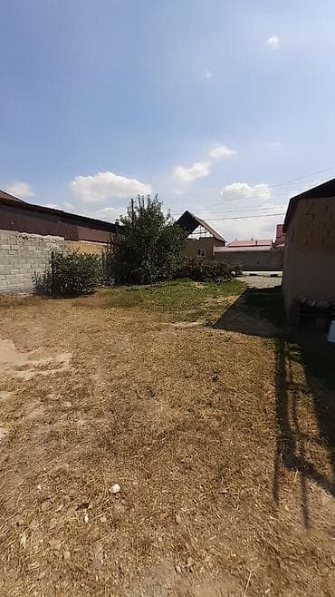 контейнер дома: ‼️В СРОЧНО ПРОДАЕТСЯ🏡 📍В ж/м Ак-Ордо 5 сотик Цена: 80.000$ 📞Тел — 2