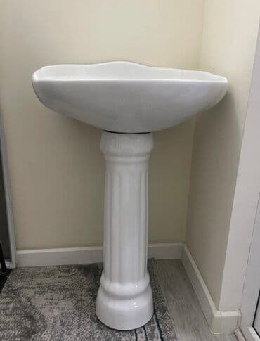 столешницы в ванную на заказ: Ванна үчүн раковина, Чарчы формасы, Материалы: Акрил, Өлчөмү: 67 x 57 см — 2