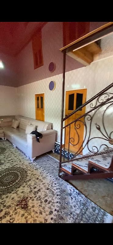 сдаю дом в покровке: Продам Дом полторашку с закрытым двором. Можно сразу жить ‼️‼️ С — 6