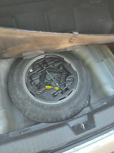 forester 2004: Hyundai Sonata: 2014 г., Седан — 5