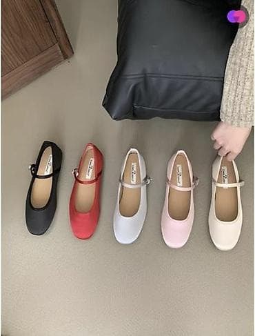 золотые туфли: Балетки с ремешком - Классическая модель с аккуратным ремешком и — 2