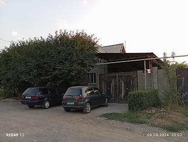 Үйлөр: Дом с большим двором и садом - Кирпичный жилой дом с крытой — 1