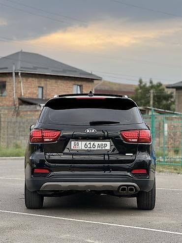 Продажа авто: Kia Sorento: 2018 г., 2 л, Автомат, Дизель, Кроссовер — 4