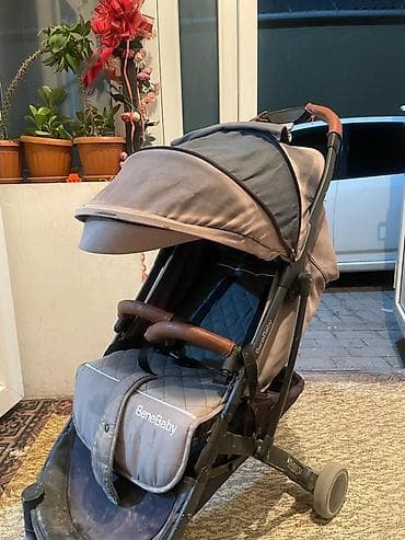 Детский транспорт: Прогулочная коляска Innig baby б/у цвета хаки купили пол года назад за — 10