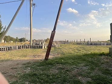 работа за рубежом для кыргызстанцев 2026: Пескаблок чыгарган цехке жумушчу балдар керек.! Айлык акы жогору — 1