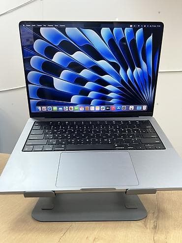a7 2016: MacBook Pro 14 Чип: М1 Pro Ram: 32gb Память: 512 tb Гарантия: 1год — 2