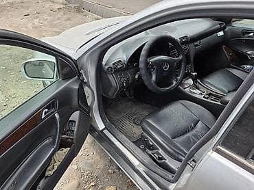 g6: Mercedes-Benz C-Class: 2002 г., 2 л, Автомат, Бензин, Седан — 6