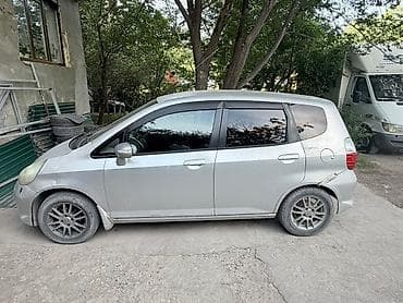 jazz 2008: Honda Fit: 2006 г., Автомат, Бензин, Хэтчбэк — 2