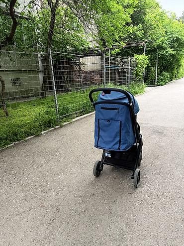 chicco echo: Прогулочная коляска New Lux (голубая) состояние новое ! В комплекте — 4