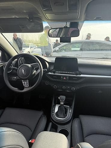 opel combo: Kia Cerato: 2019 г., 1.6 л, Вариатор, Бензин, Седан — 8