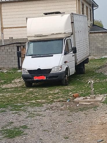 донголок 14 с: Легкий грузовик, Mercedes-Benz, До 1 т — 1