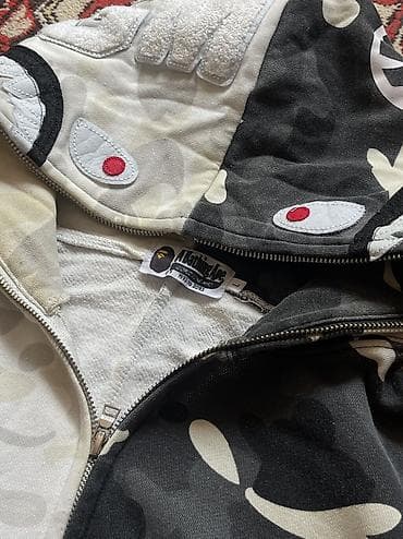 ростовой костюм: Зип худи Bape Оригинал 💯 Размер L (170-175) мало мерит Состояние — 2