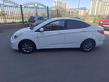 elantra 2019: Hyundai Accent: 2017 г., 1.4 л, Вариатор, Бензин, Седан — 7