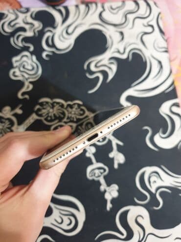 pad 4: IPhone 8 Plus, Б/у, 64 ГБ, White Titanium, 90 % — 4