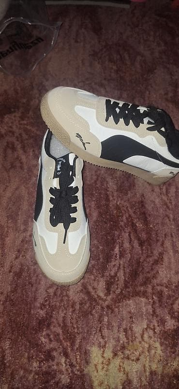 спортивные кроссовки: Хорошие,стильные кроссовки — 1