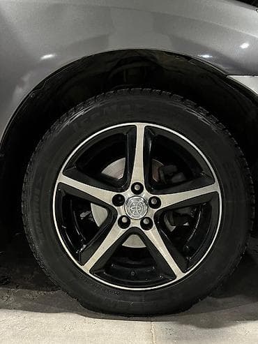 спойлеры венто: Toyota Matrix: 2005 г., 1.8 л, Автомат, Бензин, Хэтчбэк — 5